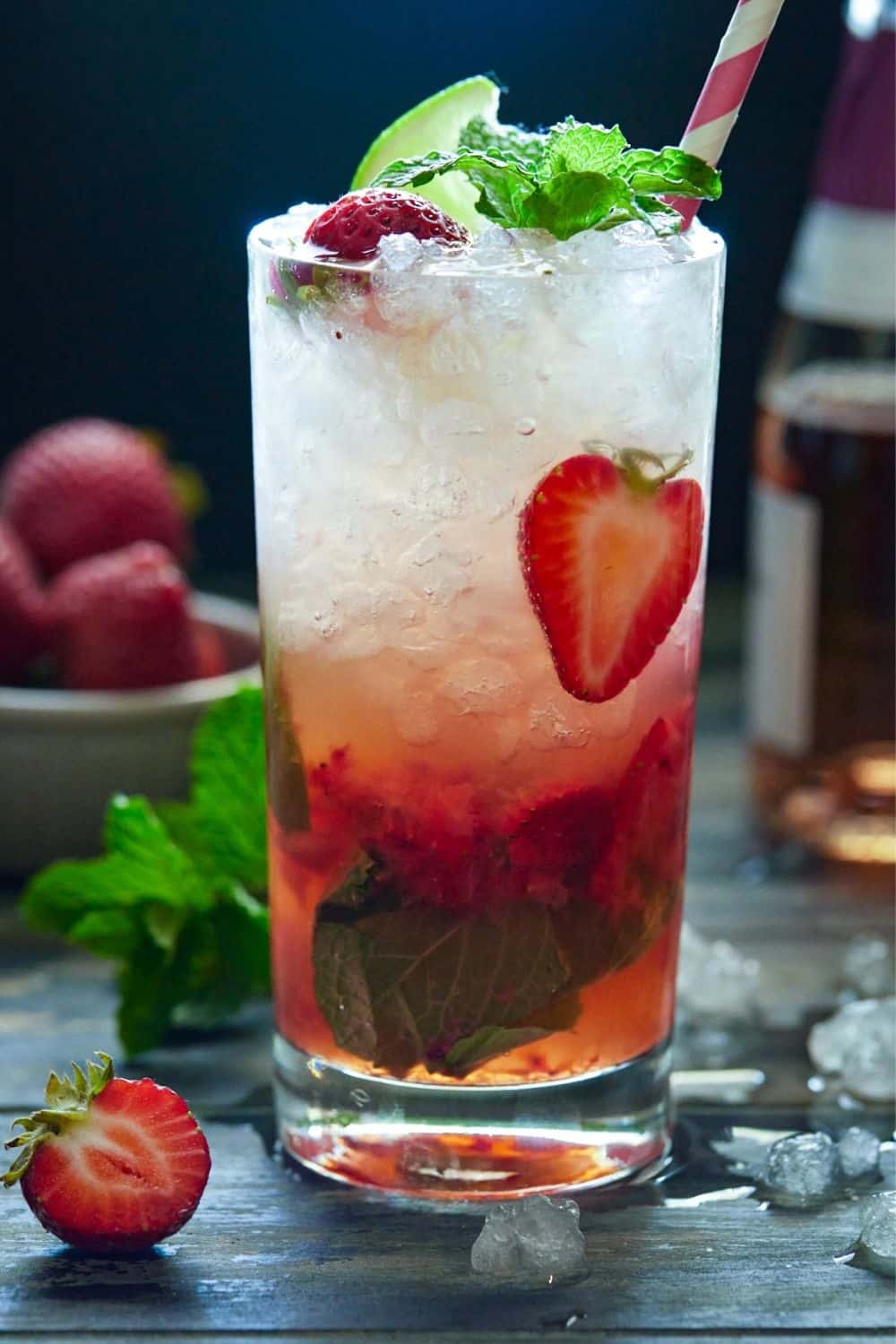 Strawberry Mojito Garnish With Lemon 9921