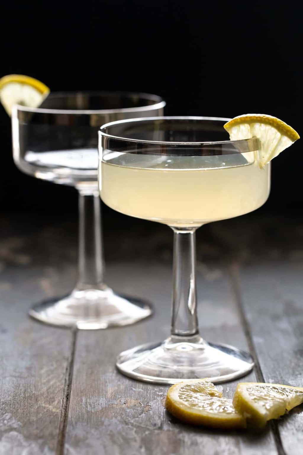 Easy Pear Martini - Garnish with Lemon