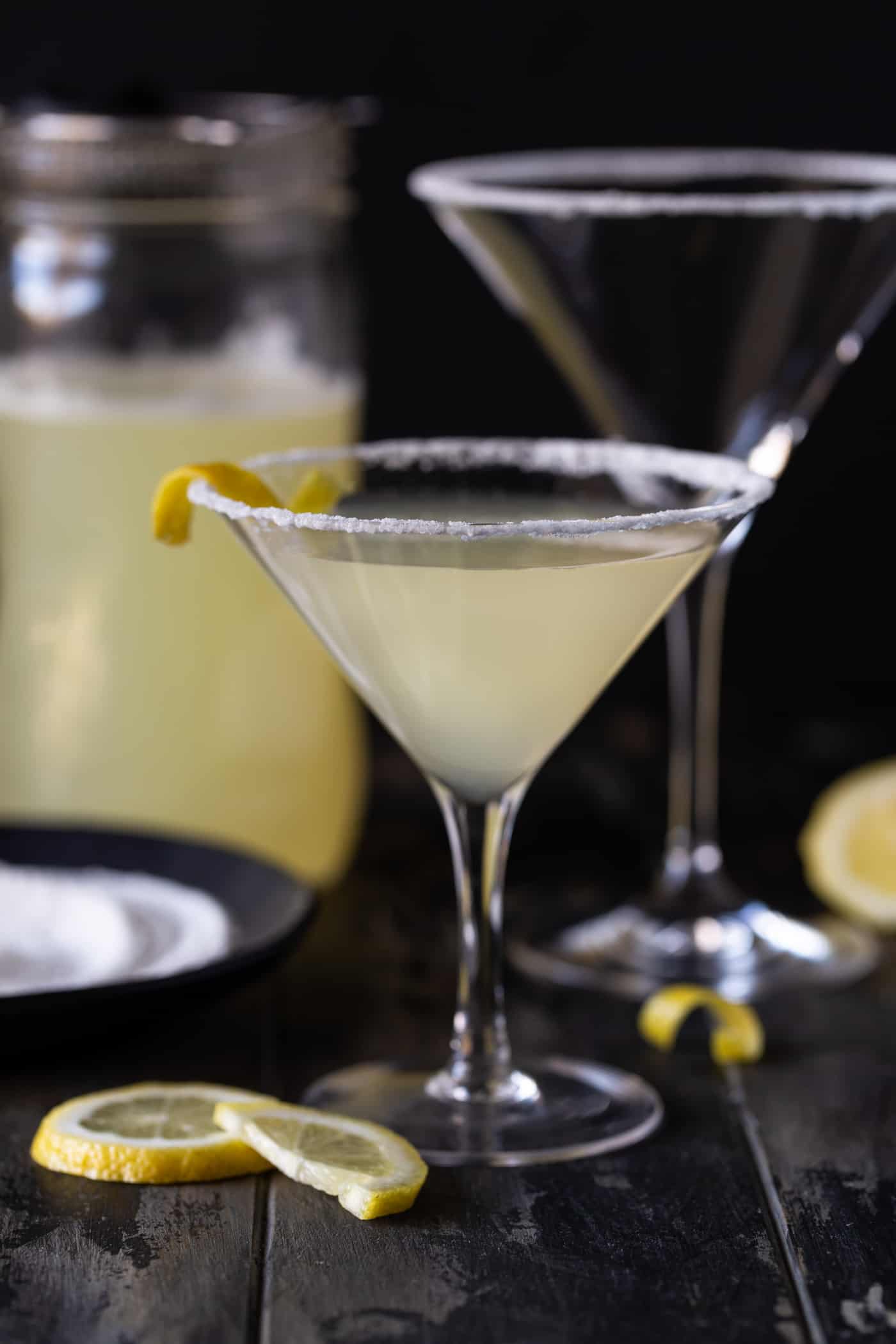 EASY Lemon Drop Martini Recipe (4 ingredients!) - Garnish with Lemon