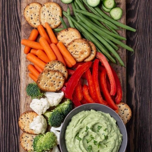 Healthy Avocado Dip (made With Greek Yogurt!) - Garnish With Lemon