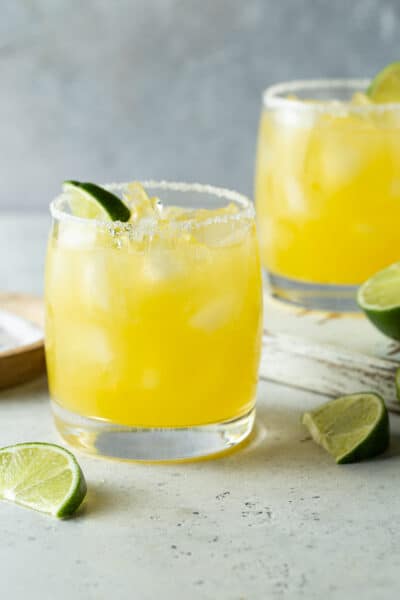 Easy Mango Margarita recipe - Garnish with Lemon