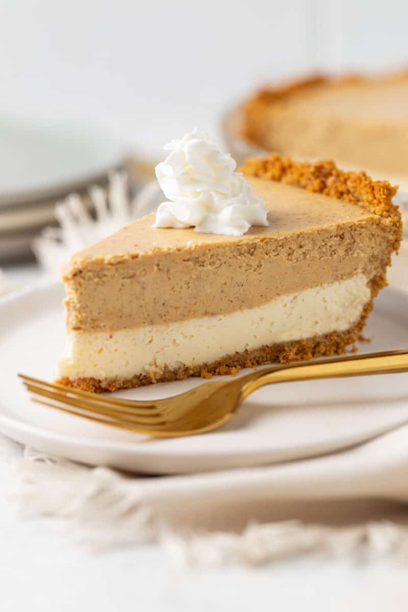 EASY Pumpkin Cheesecake Pie {2 desserts in 1!} - Garnish with Lemon
