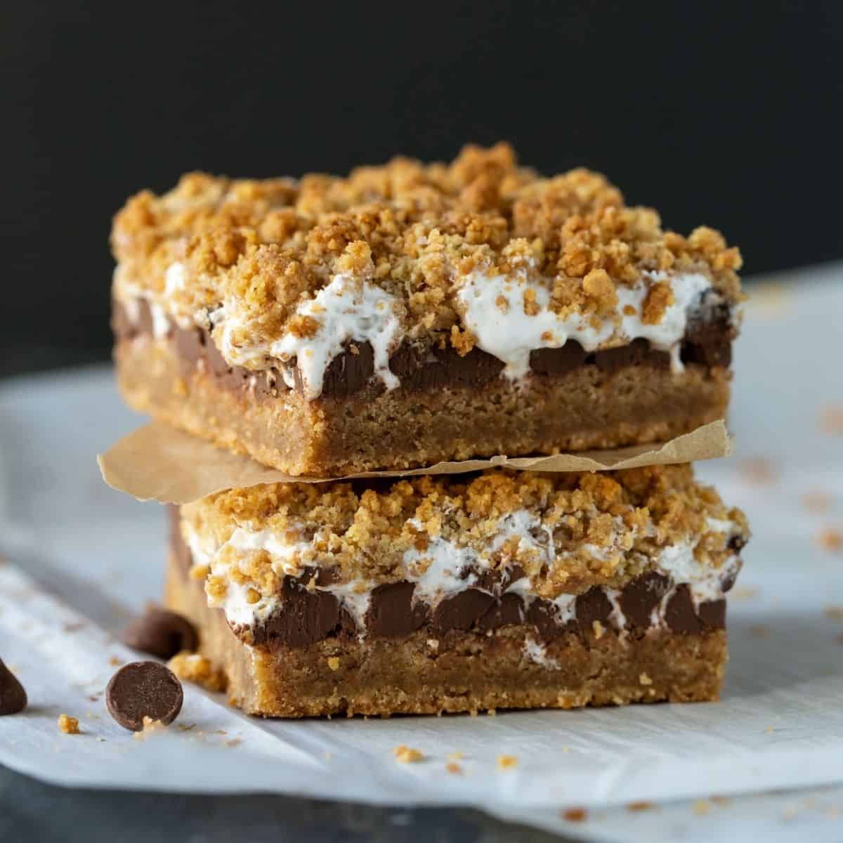 Gooey Baked S'mores Bars image