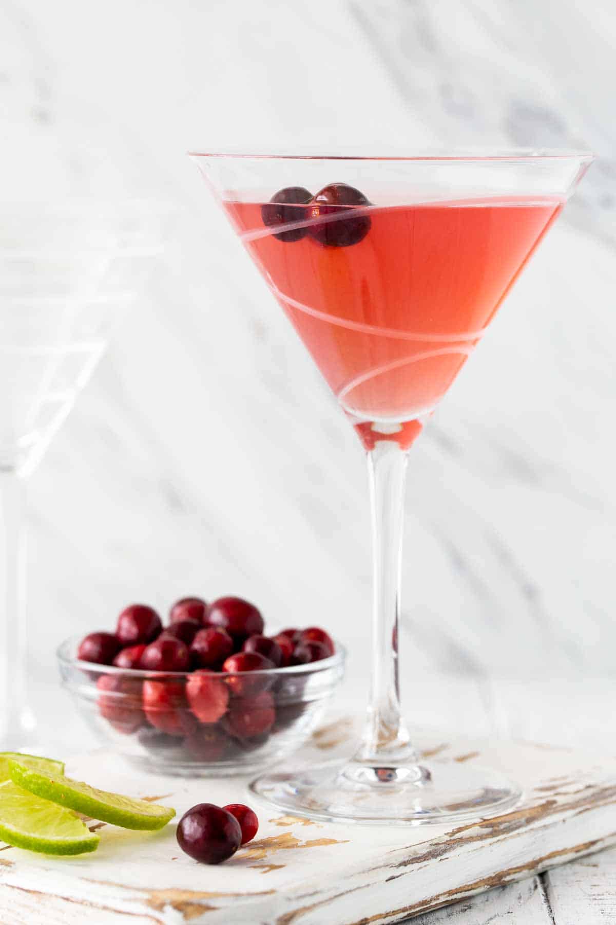 Easy Cranberry Martini Great Any Time Of Year Garnish With Lemon