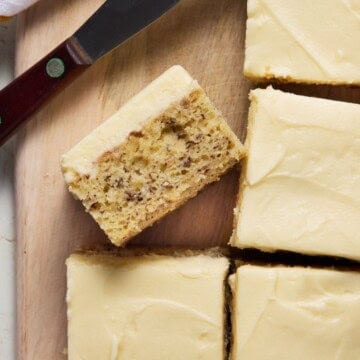 cut banana bars with spreader.